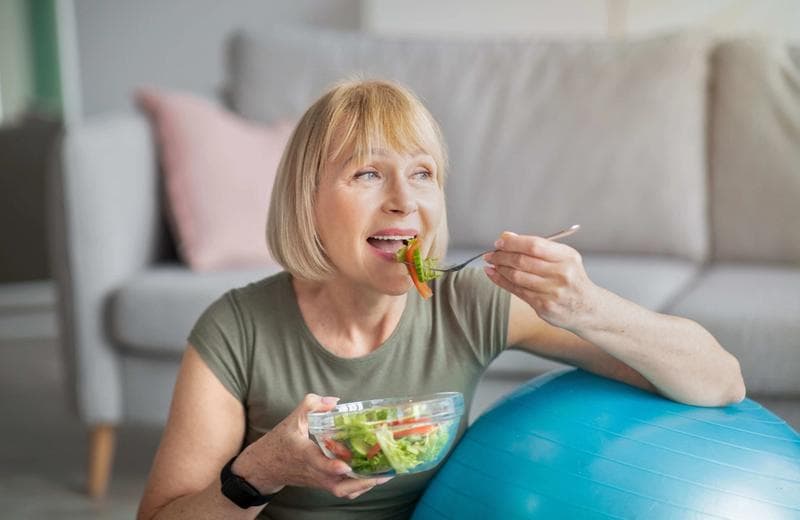 Adjusting to New Dentures